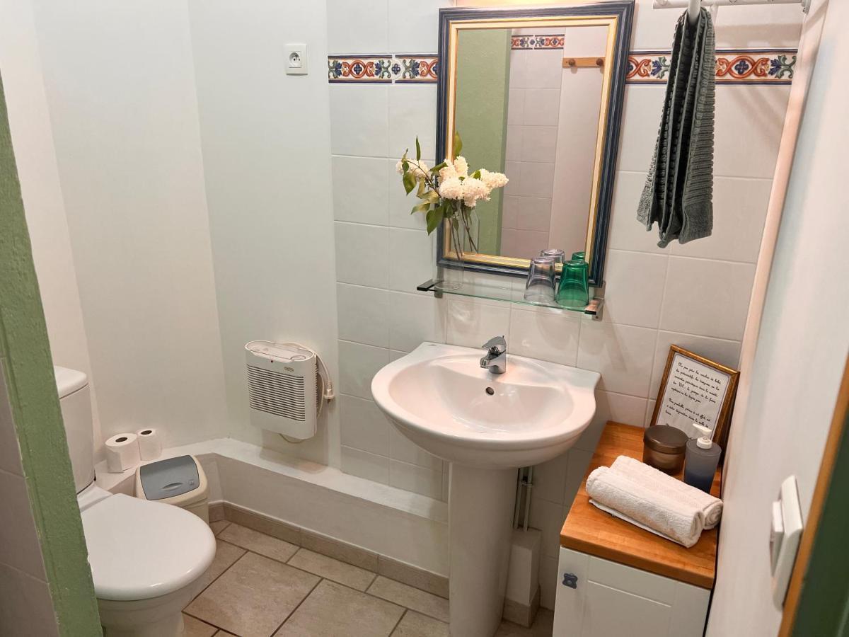 Apartamento Mas de l'Estiou Monteux Exterior foto