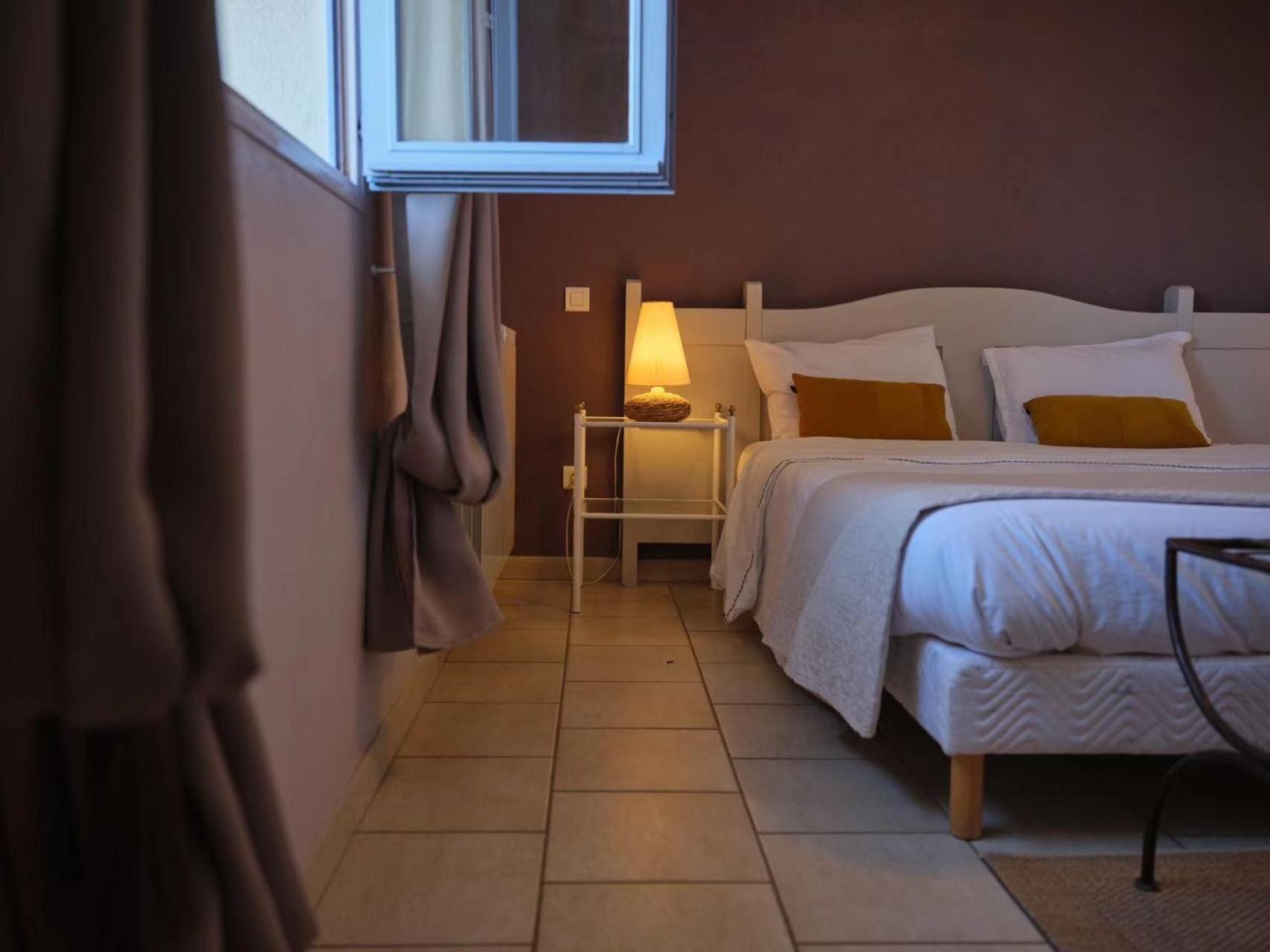 Apartamento Mas de l'Estiou Monteux Exterior foto