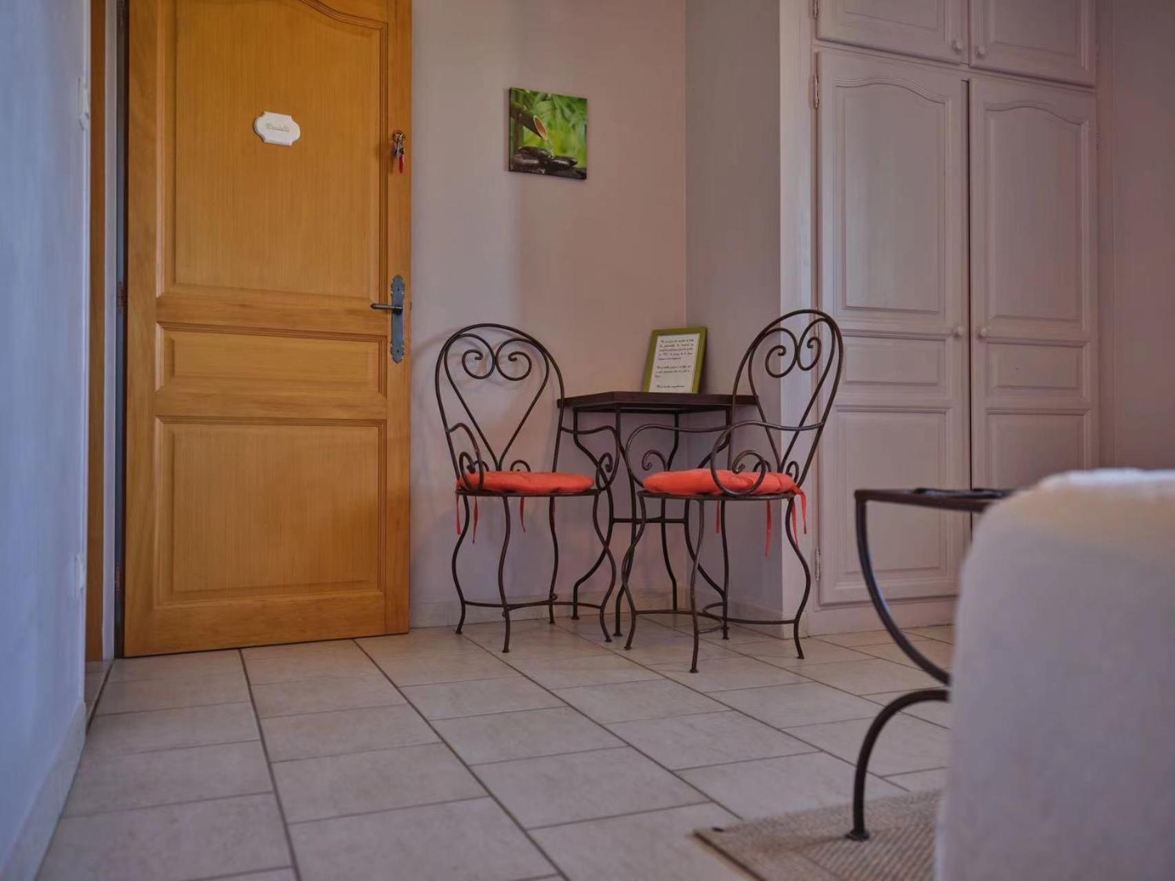 Apartamento Mas de l'Estiou Monteux Exterior foto